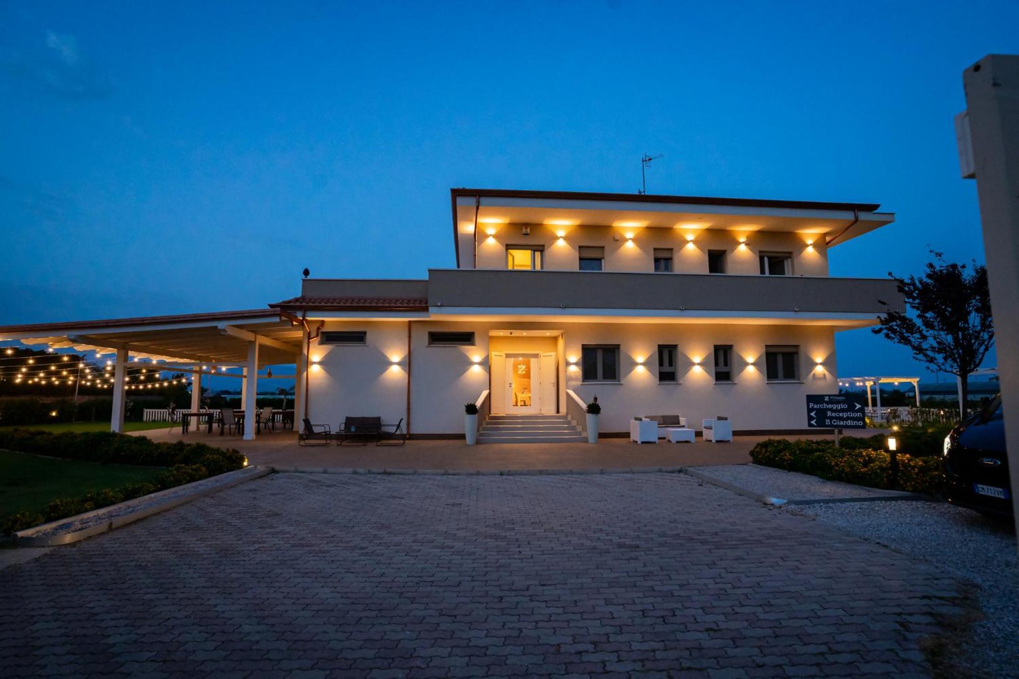 Villa Zefiro Suites & Events Battipaglia Exterior photo
